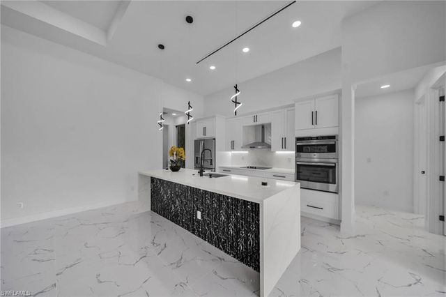 1237 NW 37th AVE, Cape Coral, FL 33993