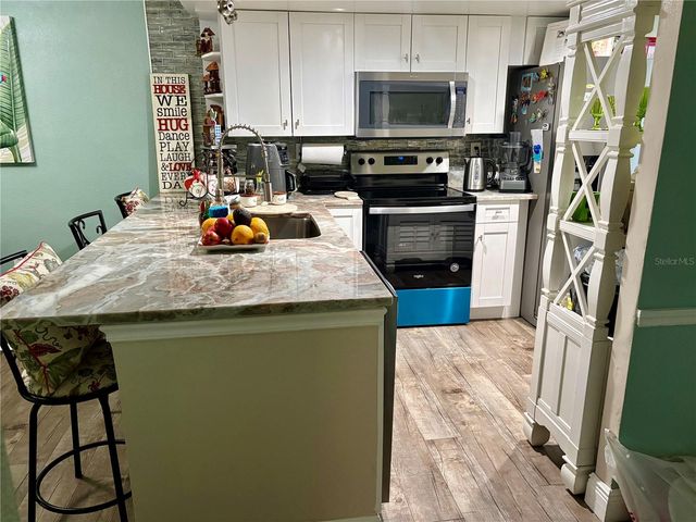4247 SHELDON PLACE 1, New Port Richey, FL 34652