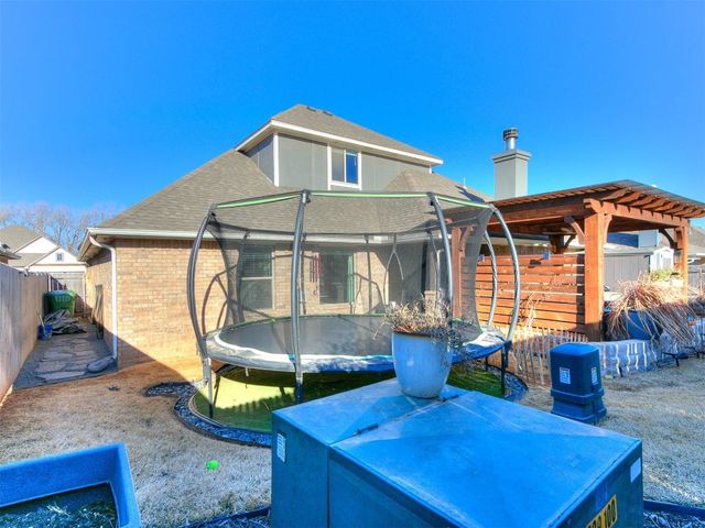 421 Switch Court, Yukon, OK 73099