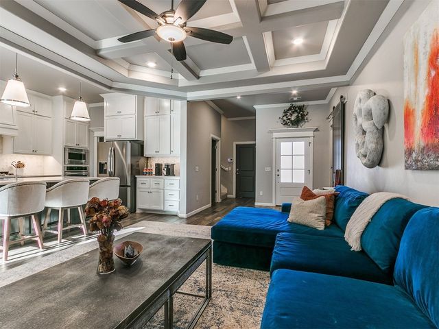 421 Switch Court, Yukon, OK 73099