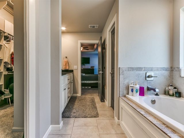 421 Switch Court, Yukon, OK 73099