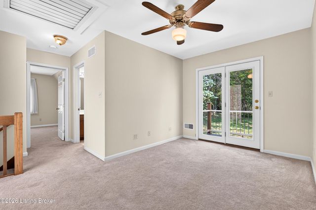 1000 Hobbs Ln, Fisherville, KY 40023