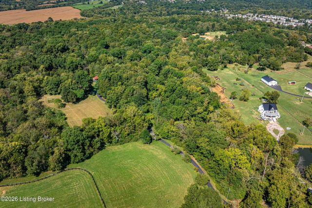 1000 Hobbs Ln, Fisherville, KY 40023