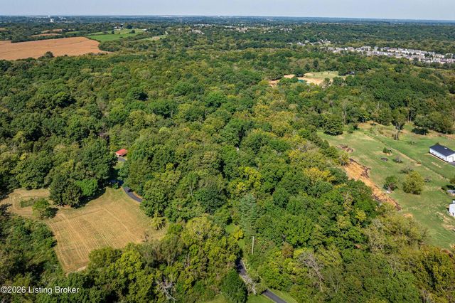 1000 Hobbs Ln, Fisherville, KY 40023