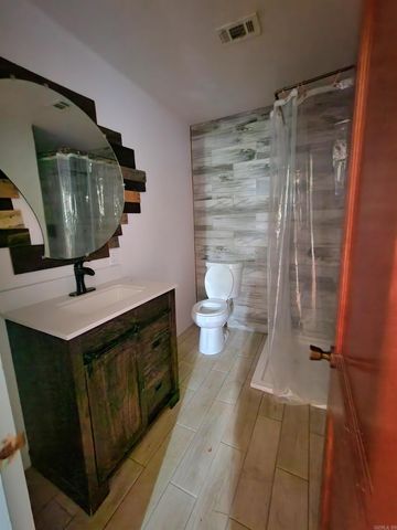 206 W High St, Sheridan, AR 72150