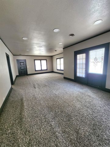 206 W High St, Sheridan, AR 72150