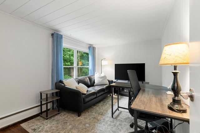 340 Berlin Rd, Marlborough, MA 01752