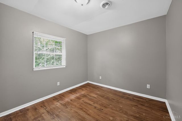 9670 Loralinda Drive, Cincinnati, OH 45251