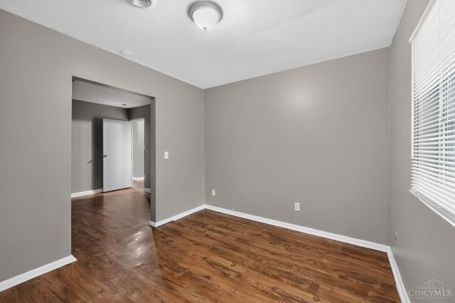 9670 Loralinda Drive, Cincinnati, OH 45251