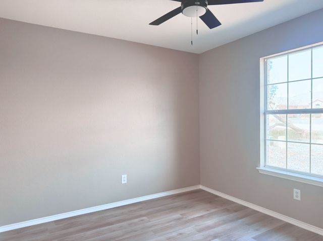 3000 Meandering Way, Granbury, TX 76049