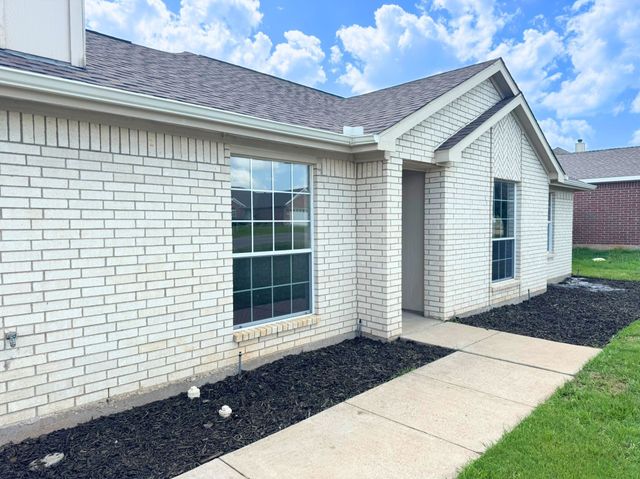 3000 Meandering Way, Granbury, TX 76049
