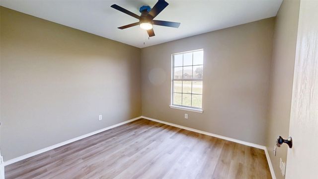 3000 Meandering Way, Granbury, TX 76049