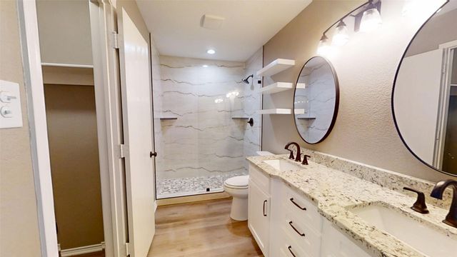 3000 Meandering Way, Granbury, TX 76049