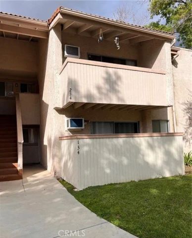 28947 Thousand Oaks 134, Agoura Hills, CA 91301