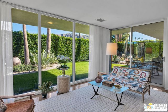 2352 S Yosemite Drive, Palm Springs, CA 92264