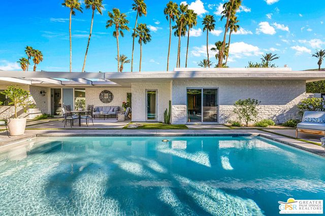 2352 S Yosemite Drive, Palm Springs, CA 92264