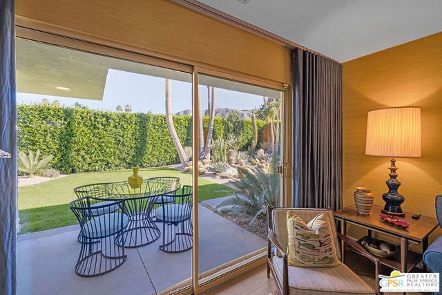 2352 S Yosemite Drive, Palm Springs, CA 92264