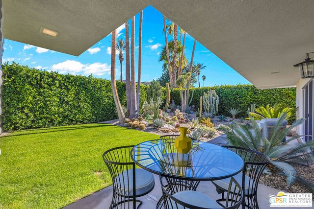 2352 S Yosemite Drive, Palm Springs, CA 92264