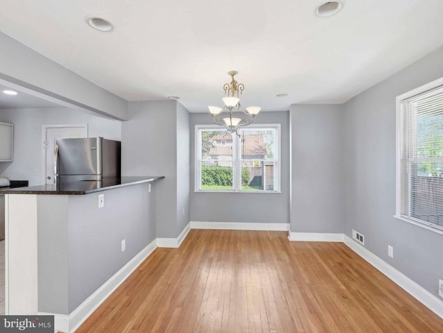 2805 MOUNT HOLLY ST, Baltimore, MD 21216