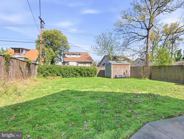 2805 MOUNT HOLLY ST, Baltimore, MD 21216