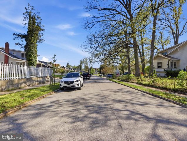 2805 MOUNT HOLLY ST, Baltimore, MD 21216