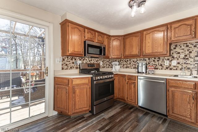 5430 Oak Ridge Drive, Willoughby, OH 44094