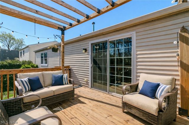 5430 Oak Ridge Drive, Willoughby, OH 44094