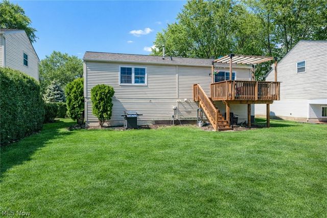 5430 Oak Ridge Drive, Willoughby, OH 44094