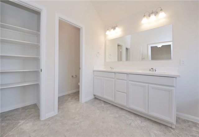 1250 Chad DR, Round Rock, TX 78665