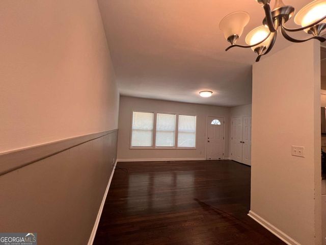 1947 Kenwood Place SE, Smyrna, GA 30082
