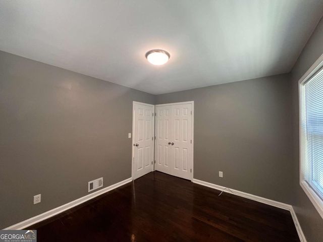 1947 Kenwood Place SE, Smyrna, GA 30082