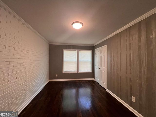 1947 Kenwood Place SE, Smyrna, GA 30082