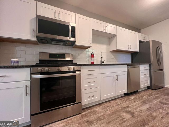 1947 Kenwood Place SE, Smyrna, GA 30082