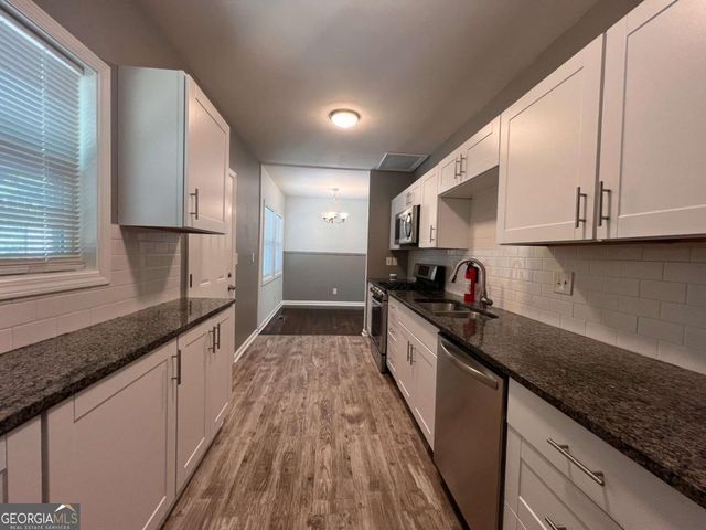 1947 Kenwood Place SE, Smyrna, GA 30082