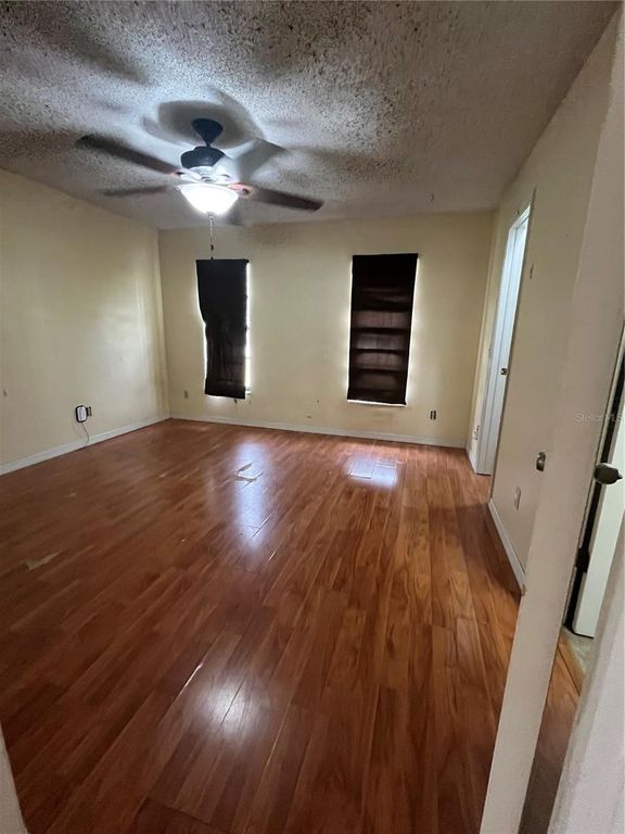 Image 12 of property listing at 3005 WEDGE COURT, Orlando, FL 32817