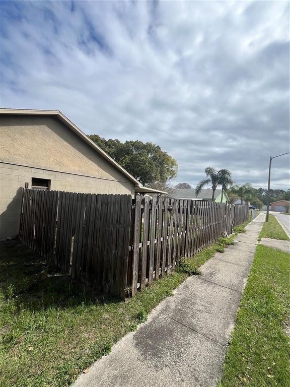 Image 23 of property listing at 3005 WEDGE COURT, Orlando, FL 32817