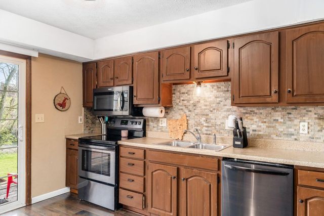 7056 White Butterfly Lane, Reynoldsburg, OH 43068