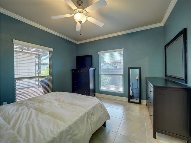 8027 Calgary Dr, Corpus Christi, TX 78414