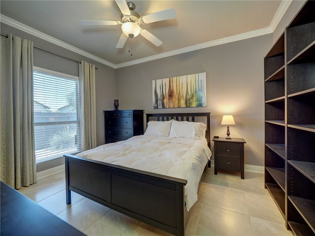 8027 Calgary Dr, Corpus Christi, TX 78414