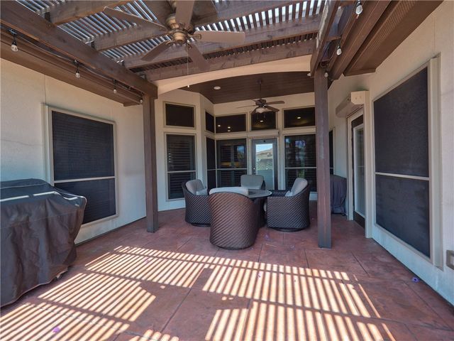 8027 Calgary Dr, Corpus Christi, TX 78414