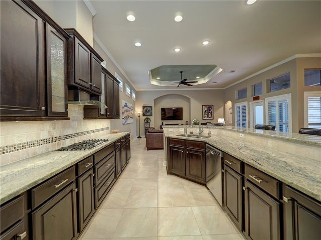 8027 Calgary Dr, Corpus Christi, TX 78414