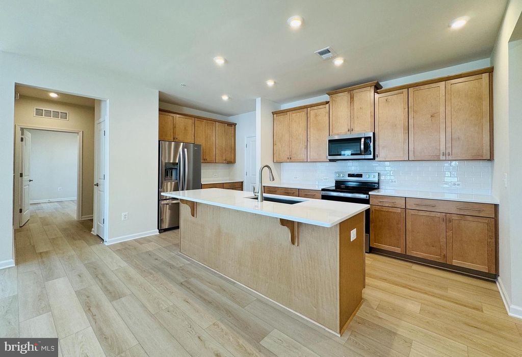 30 HYSSOP WAY #305, Stafford, VA 22554