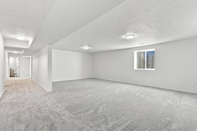 34911 N Arlington Rd, Deer Park, WA 99006