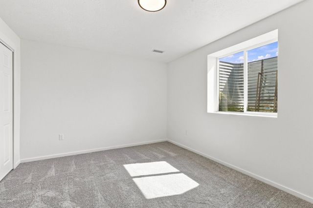 34911 N Arlington Rd, Deer Park, WA 99006