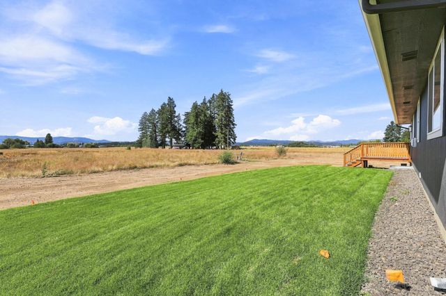 34911 N Arlington Rd, Deer Park, WA 99006