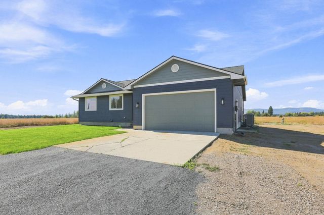 34911 N Arlington Rd, Deer Park, WA 99006