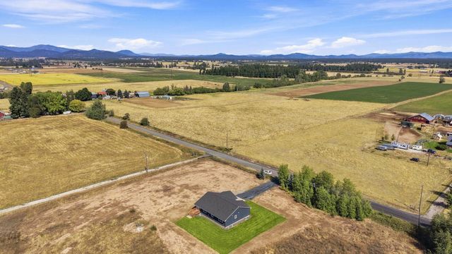 34911 N Arlington Rd, Deer Park, WA 99006