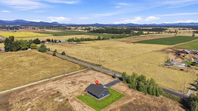 34911 N Arlington Rd, Deer Park, WA 99006