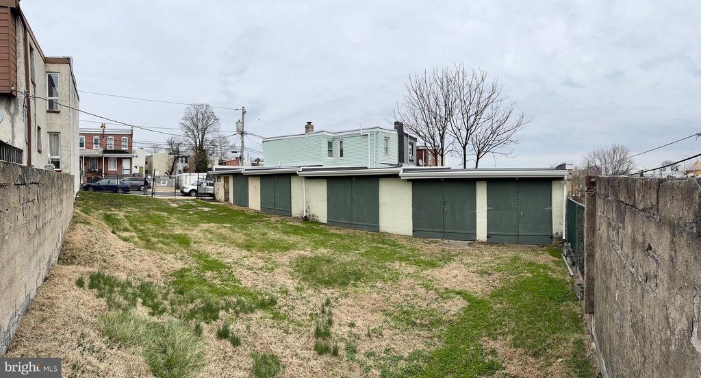 1330 READ ST, Wilmington, DE 19805