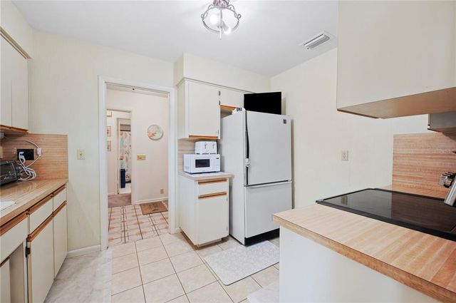 375 TROON COURT, Winter Haven, FL 33884
